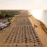 Homely Bright Flat On The Shores Of Appartamento Bibione