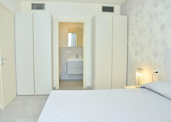 Homely Bright Flat On The Shores Of Apartmán *