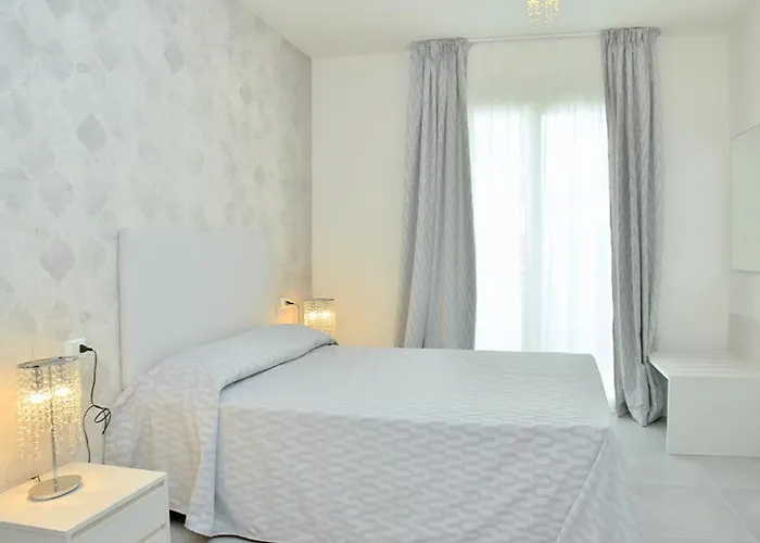 Homely Bright Flat On The Shores Of